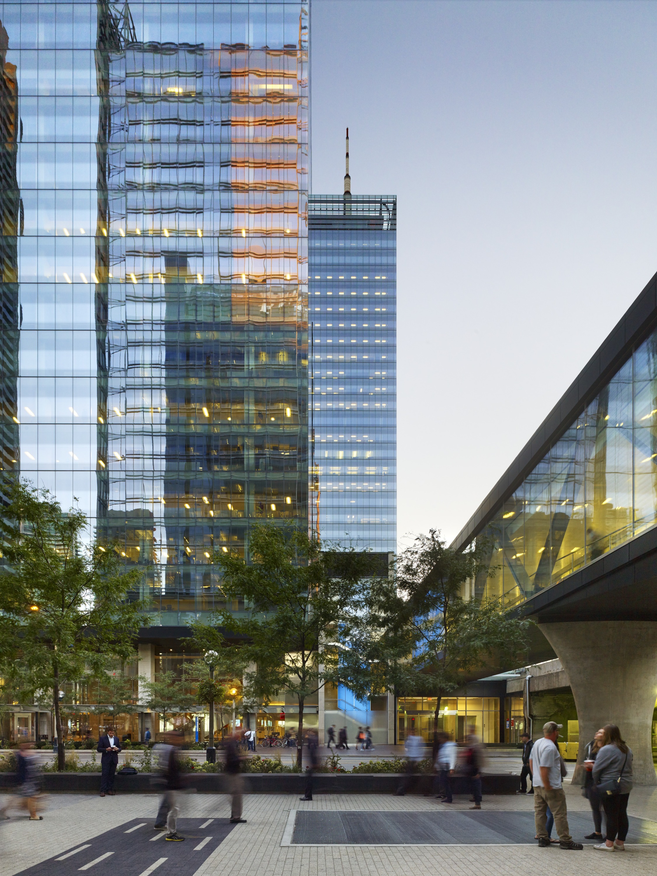 Southcore Bremner Tower - Southcore Financial Centre