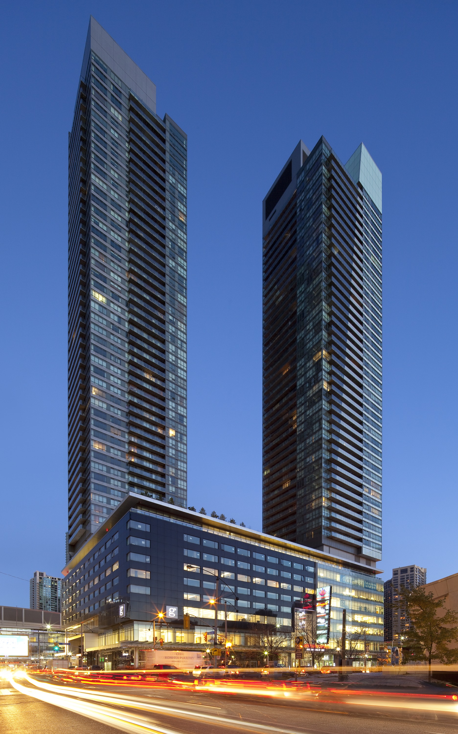 Maple Leaf Square Sports & Entertainment - Architecture