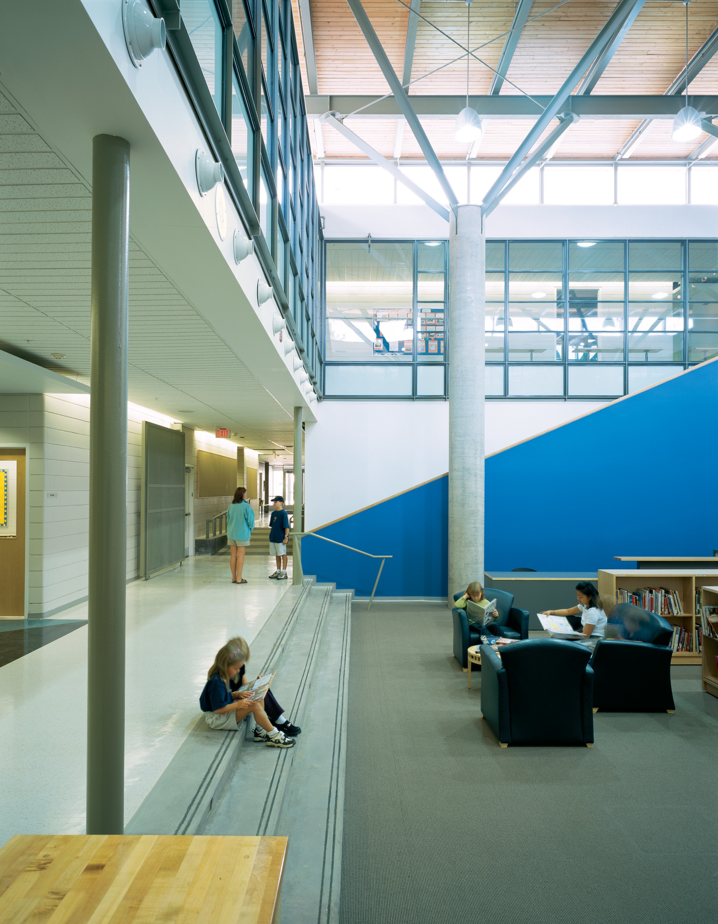 McKee Public School - School