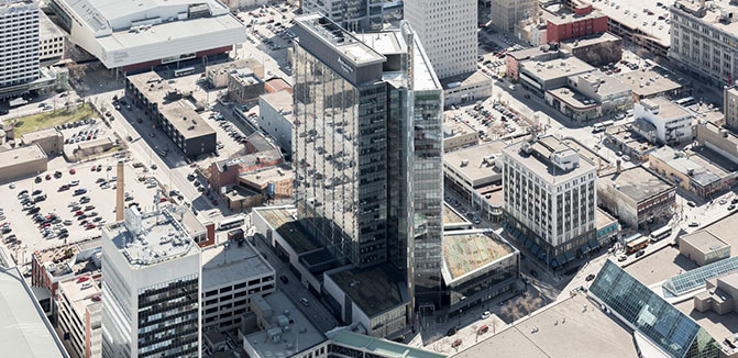 Manitoba Hydro Place - Agglomeration