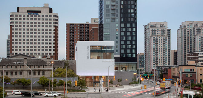 Ottawa Art Gallery - High-rise building